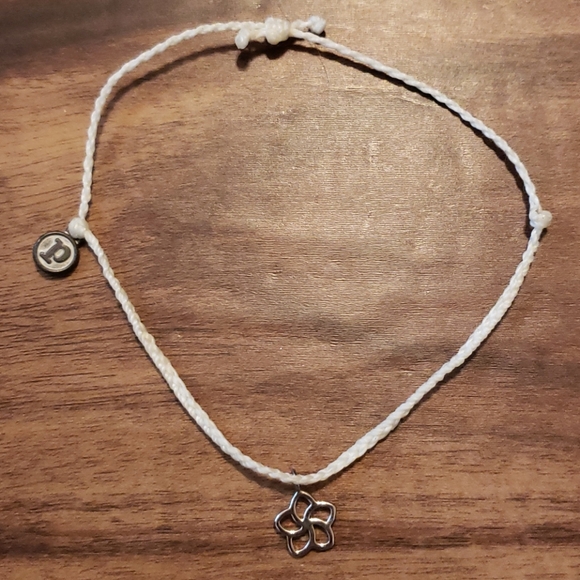 Pura Vida Jewelry - LOWEST PRICE-NWOT Flower Bracelet